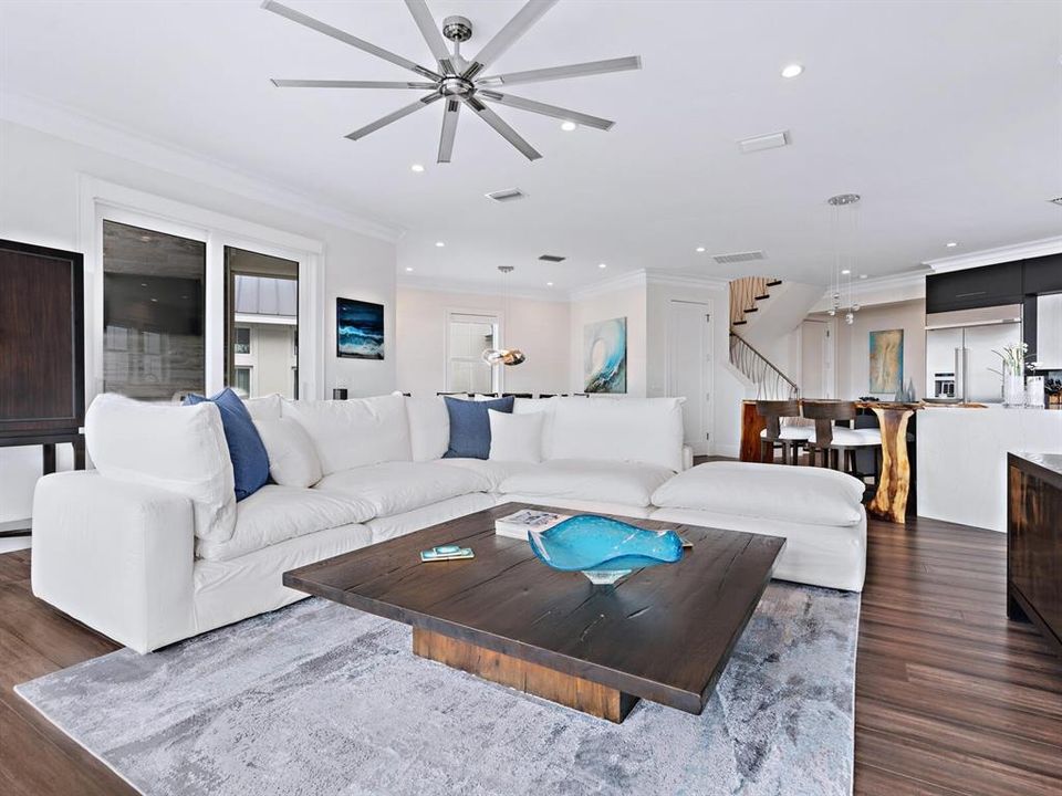 For Sale: $4,500,000 (4 beds, 3 baths, 4087 Square Feet)