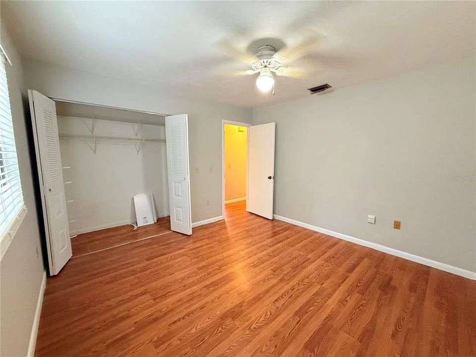 For Sale: $230,000 (2 beds, 2 baths, 1153 Square Feet)