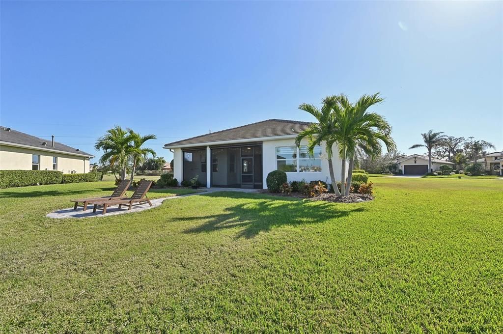 For Sale: $825,000 (3 beds, 2 baths, 2288 Square Feet)