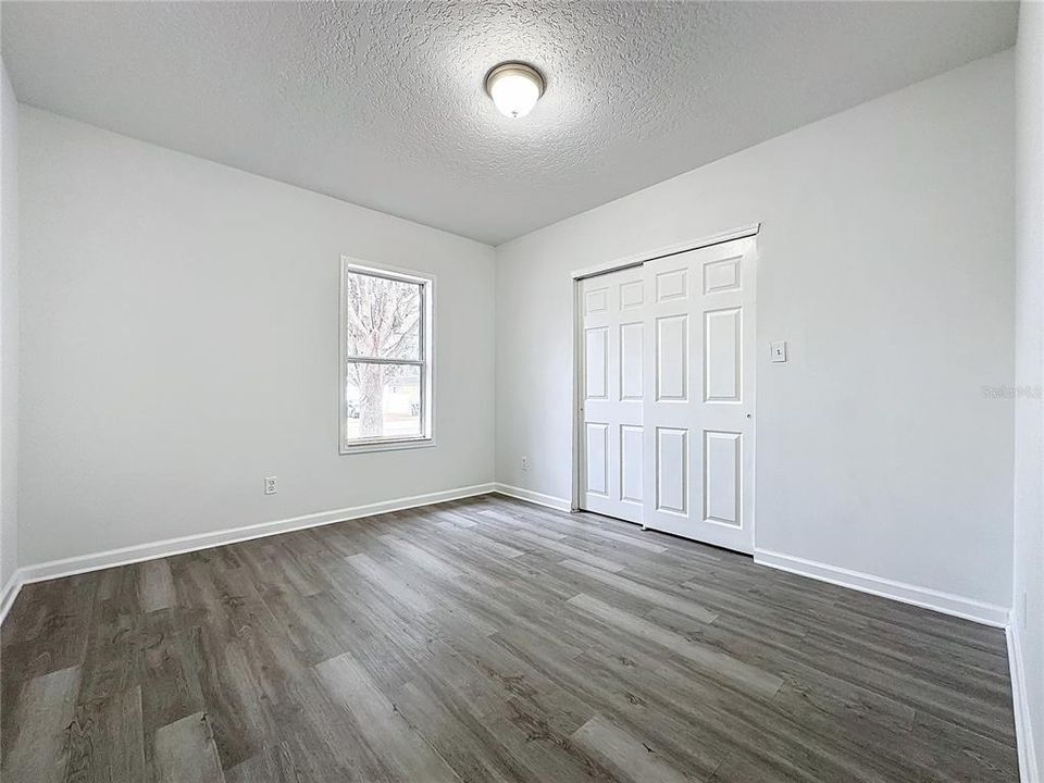 For Sale: $279,000 (3 beds, 1 baths, 1096 Square Feet)