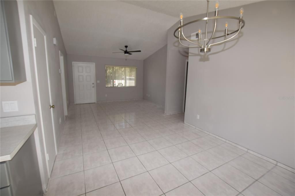 For Rent: $2,200 (3 beds, 2 baths, 1132 Square Feet)