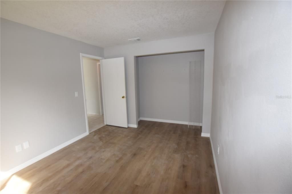 For Rent: $2,200 (3 beds, 2 baths, 1132 Square Feet)