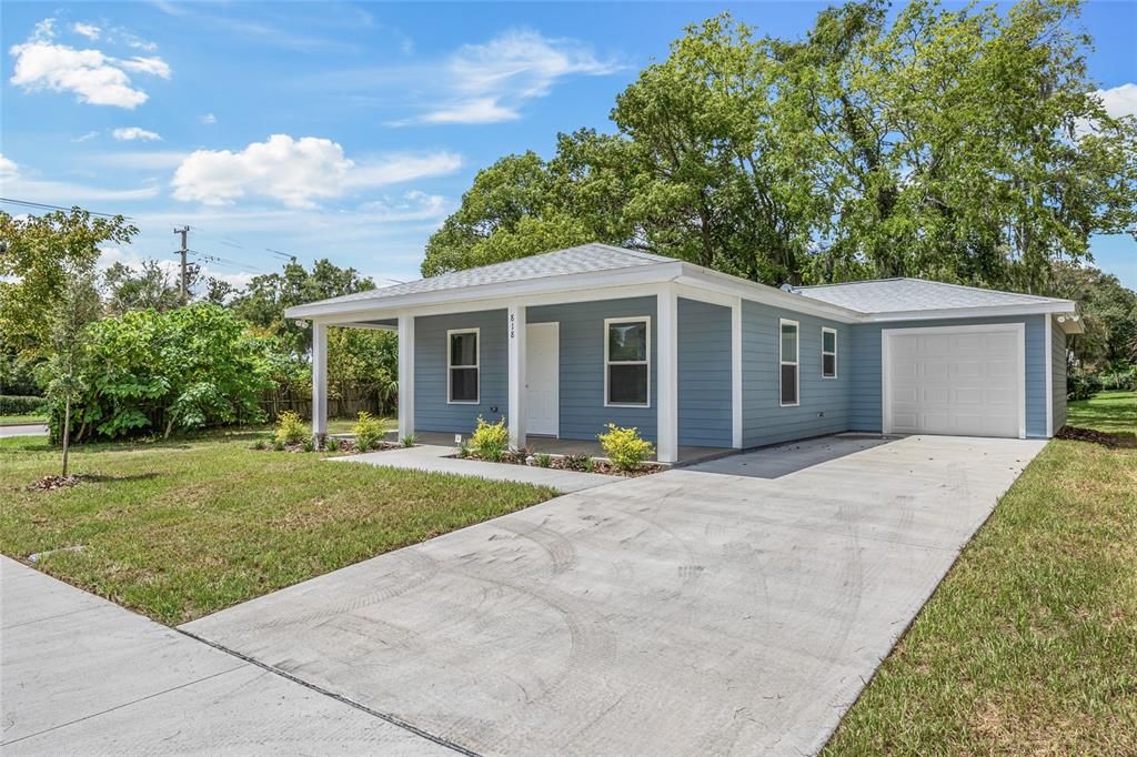 For Sale: $229,000 (3 beds, 2 baths, 1205 Square Feet)