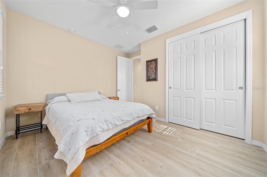 For Sale: $375,000 (2 beds, 2 baths, 1857 Square Feet)