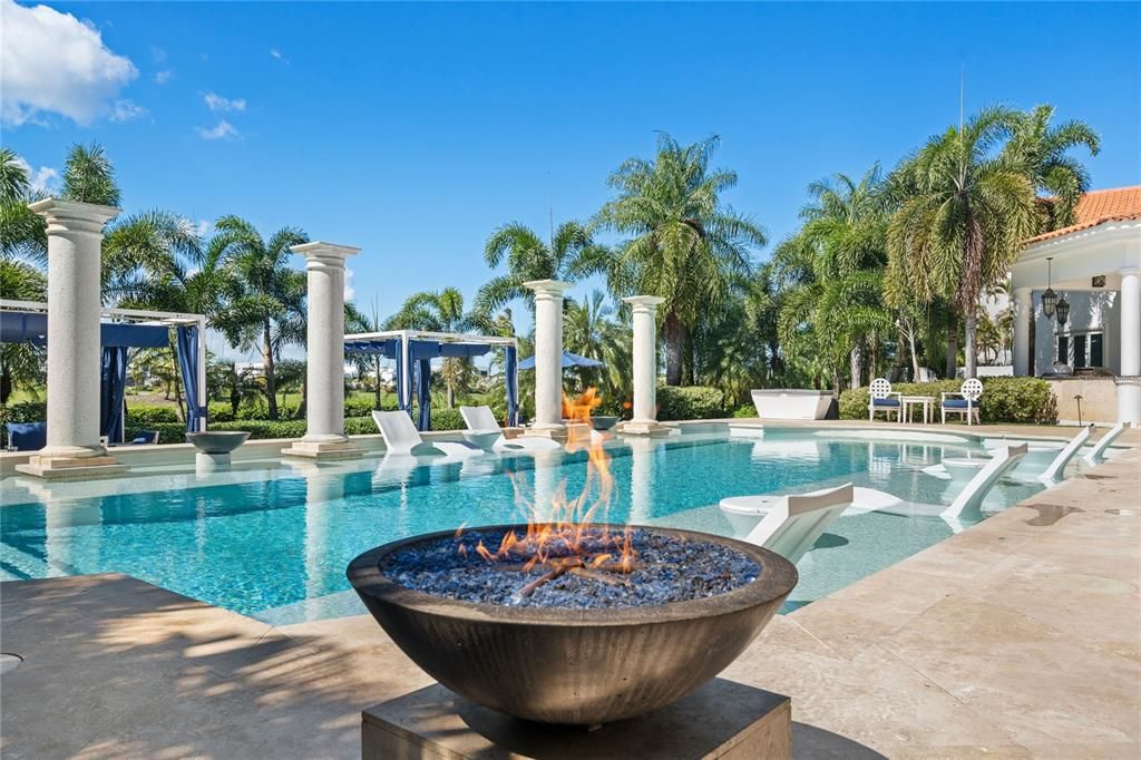 待售: $8,995,000 (4 贝兹, 7 浴室, 7000 平方英尺)