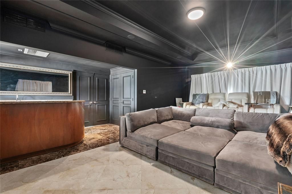 待售: $8,995,000 (4 贝兹, 7 浴室, 7000 平方英尺)