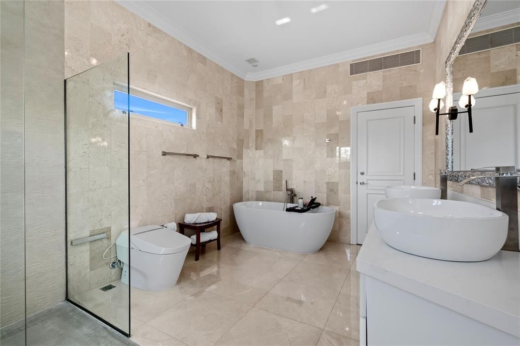 待售: $8,995,000 (4 贝兹, 7 浴室, 7000 平方英尺)