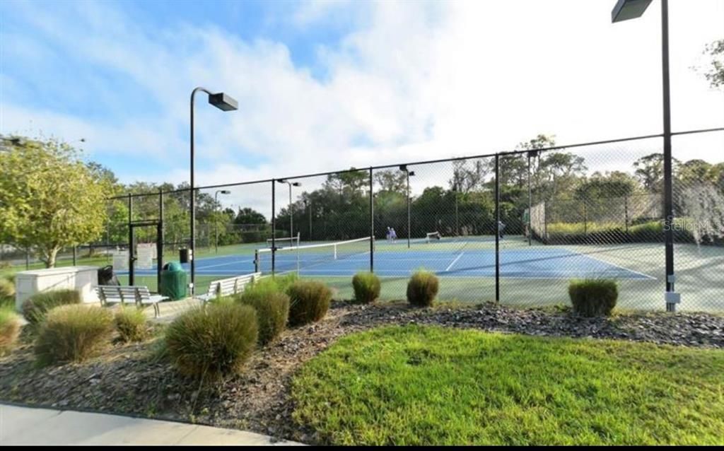 Community Tennis Courts and Pickleball