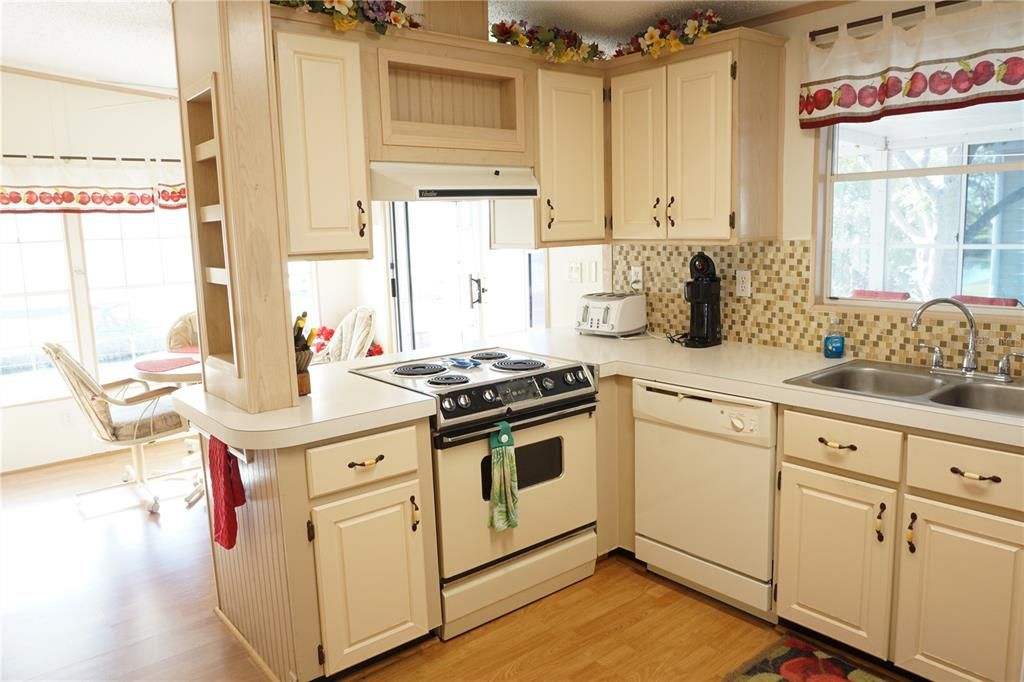 Spacious bright kitchen