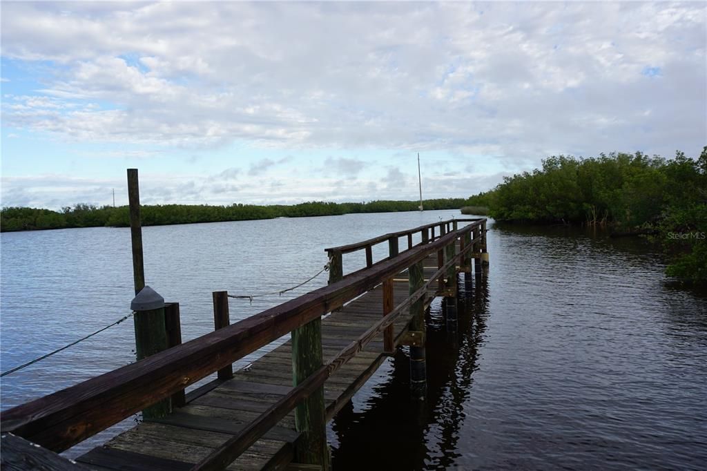 Community boat dock