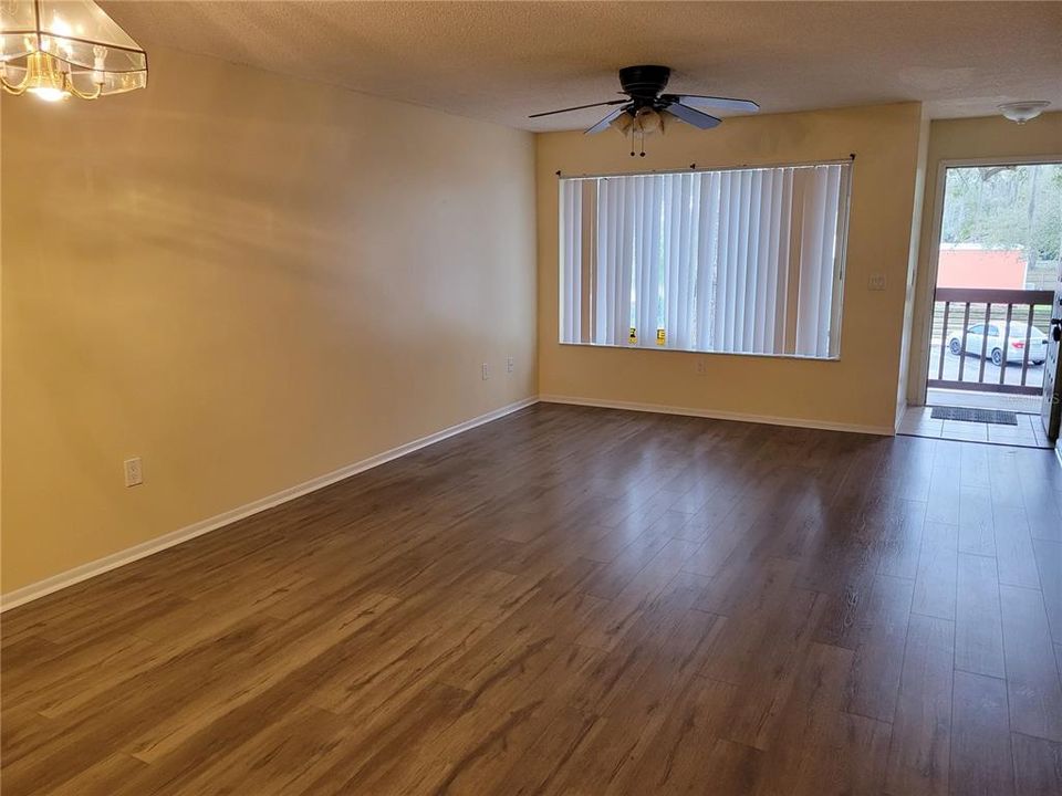 For Rent: $1,550 (2 beds, 2 baths, 996 Square Feet)