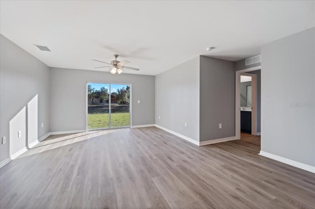 Living Dining area