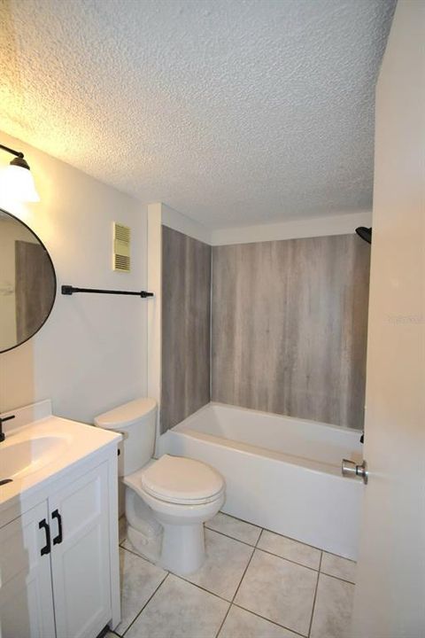 For Sale: $162,000 (2 beds, 2 baths, 965 Square Feet)