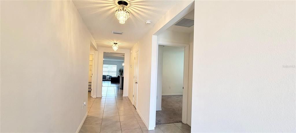 For Sale: $303,500 (4 beds, 2 baths, 1827 Square Feet)