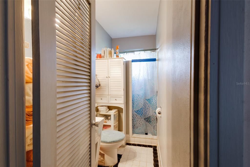 For Sale: $319,900 (2 beds, 2 baths, 1682 Square Feet)