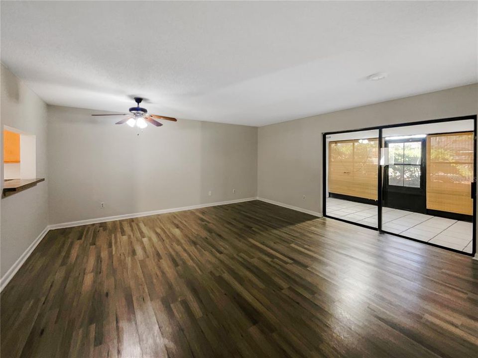 For Sale: $190,000 (2 beds, 2 baths, 1278 Square Feet)