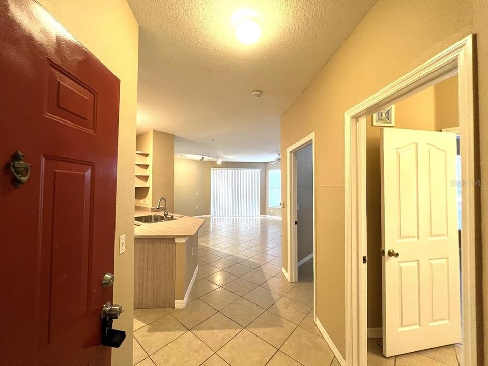 For Rent: $1,675 (2 beds, 2 baths, 1111 Square Feet)