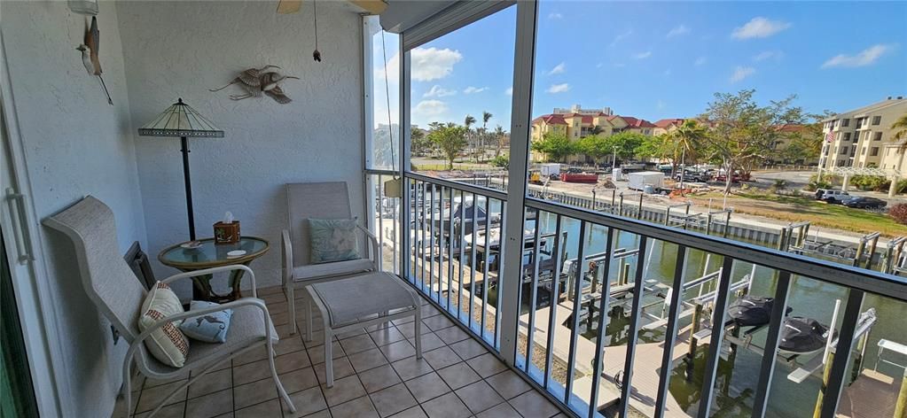 For Rent: $2,200 (2 beds, 2 baths, 1156 Square Feet)