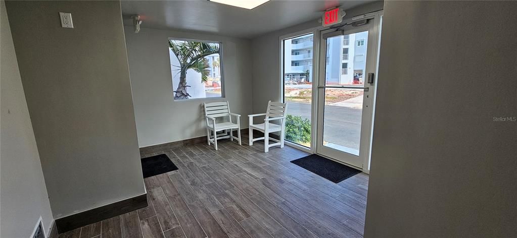 For Rent: $2,200 (2 beds, 2 baths, 1156 Square Feet)