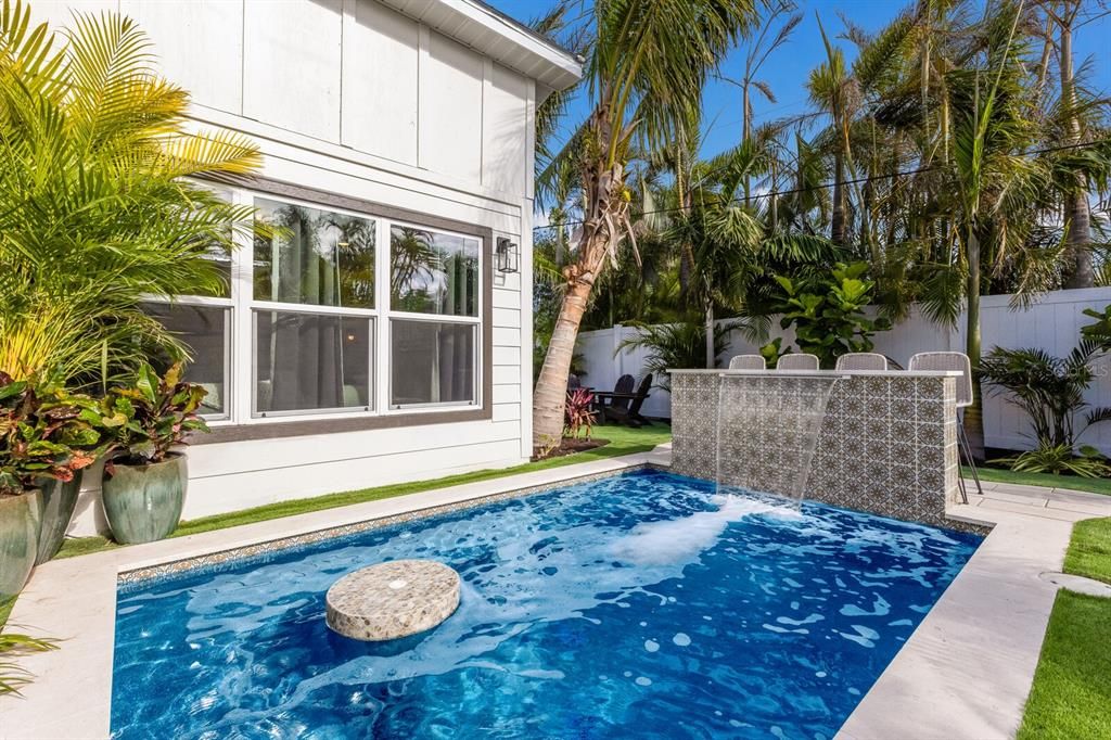 AWESOME private pool w/waterfall feature