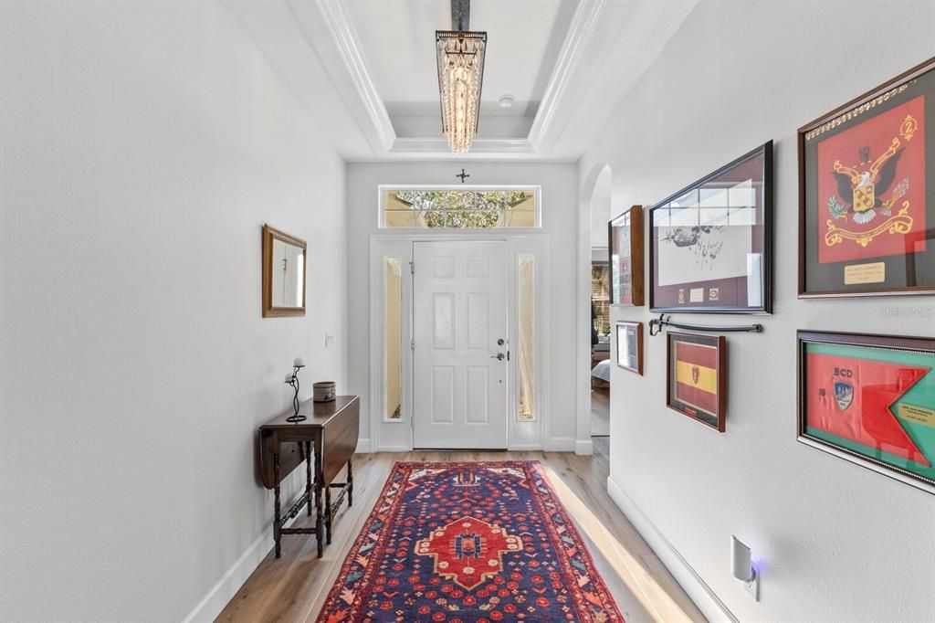 Large foyer entry.