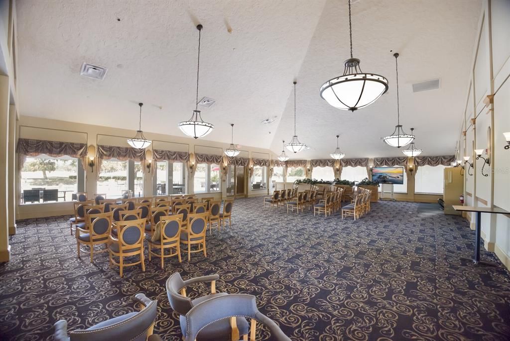 Formal dining in the clubhouse