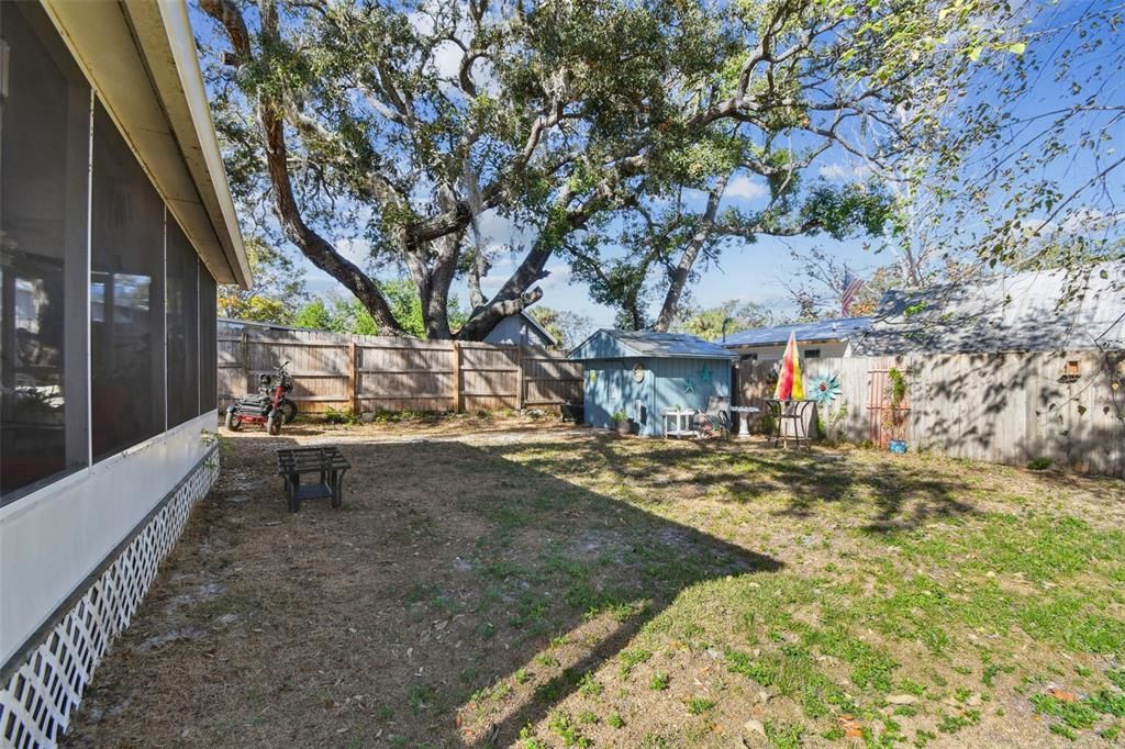 For Sale: $350,000 (3 beds, 1 baths, 1092 Square Feet)