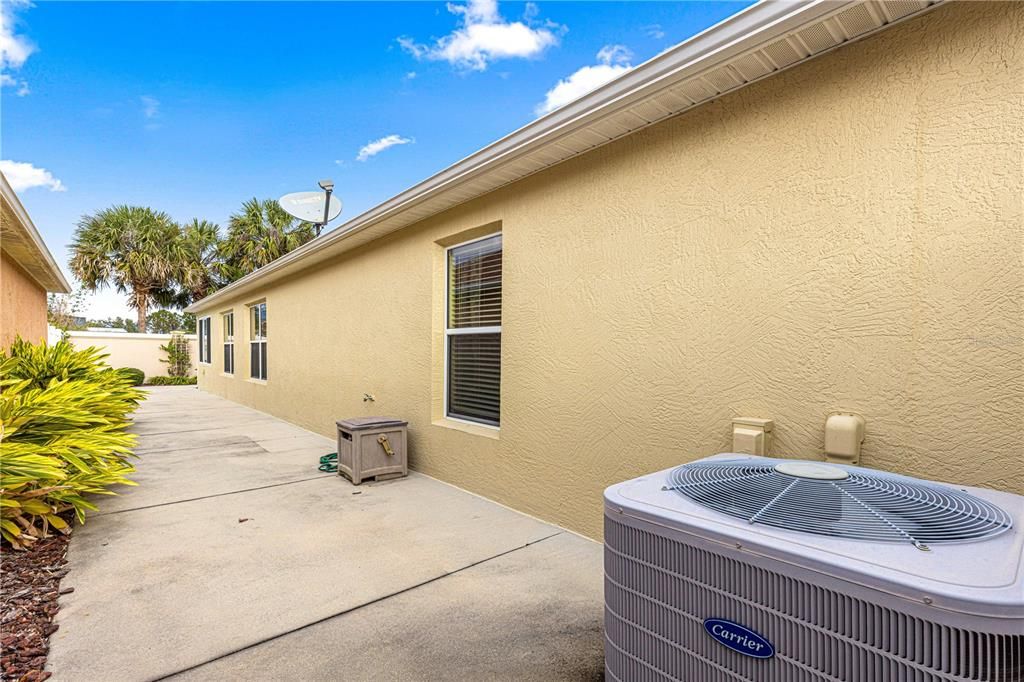 PRIVATE COURTYARD