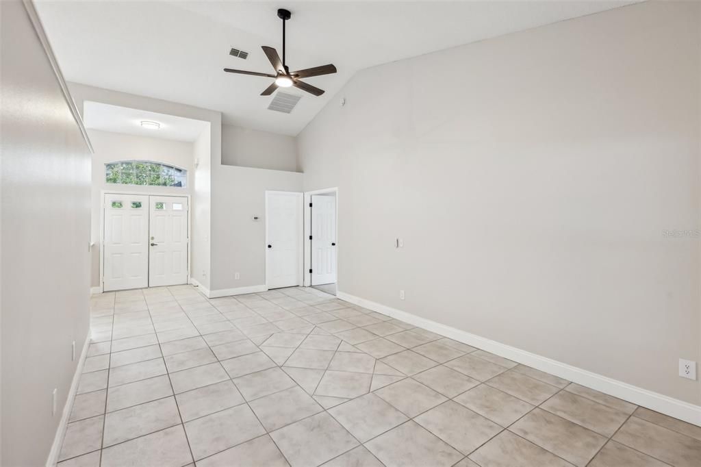 Active With Contract: $429,900 (3 beds, 2 baths, 1793 Square Feet)