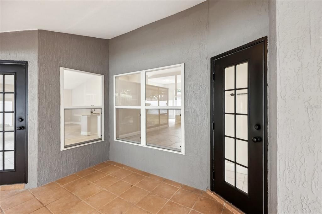 Active With Contract: $429,900 (3 beds, 2 baths, 1793 Square Feet)