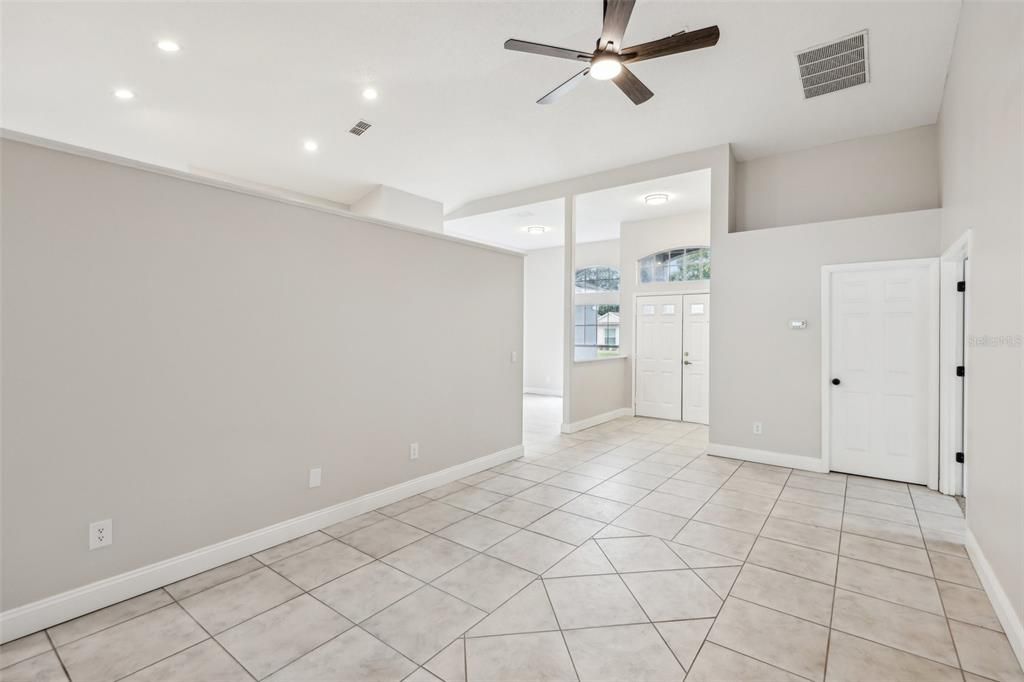 Active With Contract: $429,900 (3 beds, 2 baths, 1793 Square Feet)