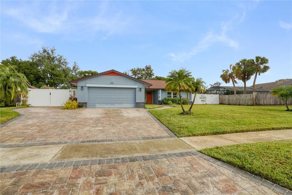 For Sale: $539,000 (4 beds, 3 baths, 2703 Square Feet)