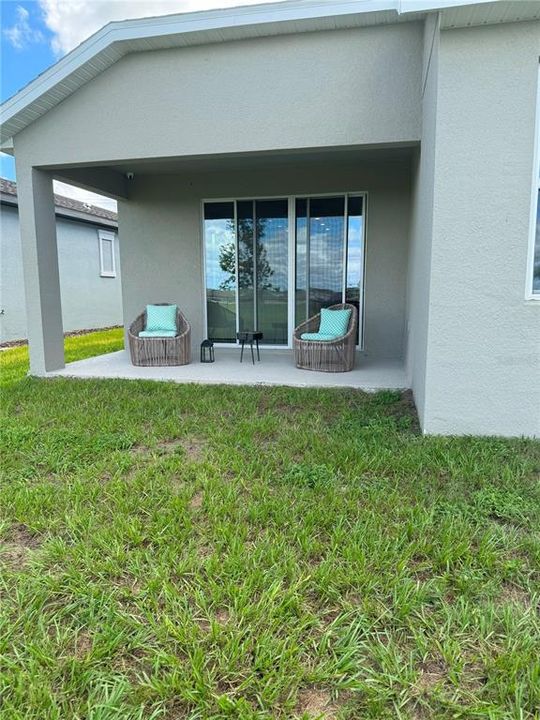 For Rent: $2,250 (4 beds, 2 baths, 2100 Square Feet)