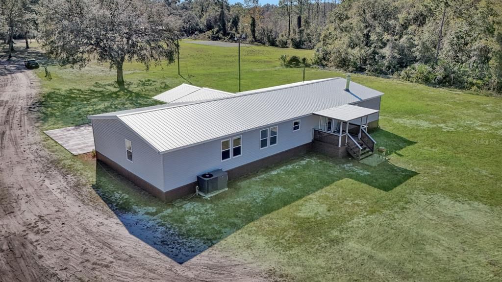 For Sale: $549,900 (4 beds, 3 baths, 2356 Square Feet)