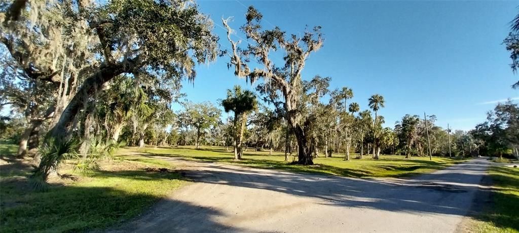 En Venta: $415,000 (3.77 acres)