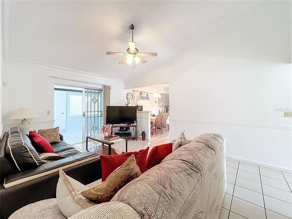 For Sale: $450,000 (3 beds, 2 baths, 1877 Square Feet)