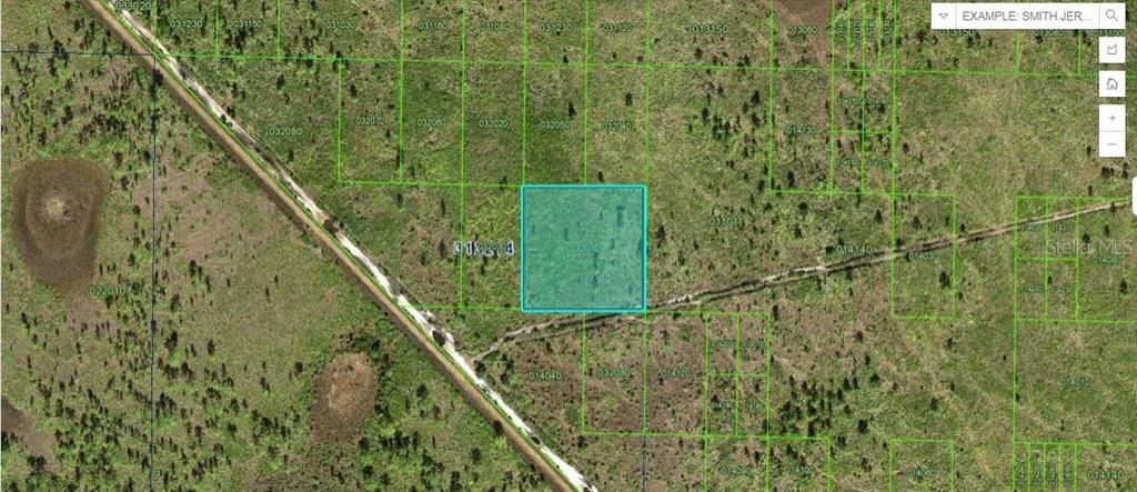 На продажу: $49,000 (2.52 acres)