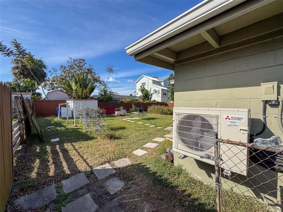 For Sale: $229,900 (3 beds, 2 baths, 1344 Square Feet)