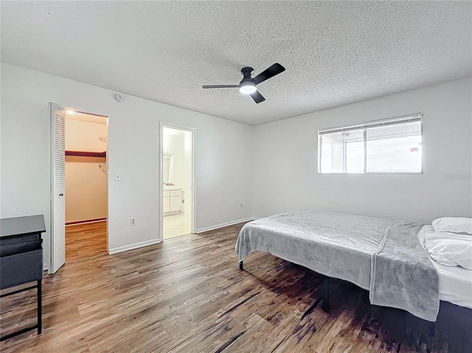 For Rent: $2,090 (3 beds, 2 baths, 1310 Square Feet)