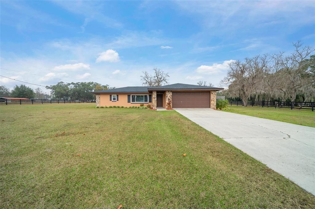 For Sale: $509,000 (3 beds, 2 baths, 1794 Square Feet)