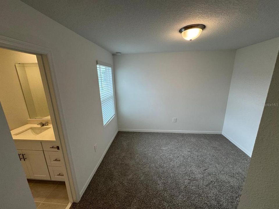 For Rent: $2,230 (3 beds, 2 baths, 1566 Square Feet)