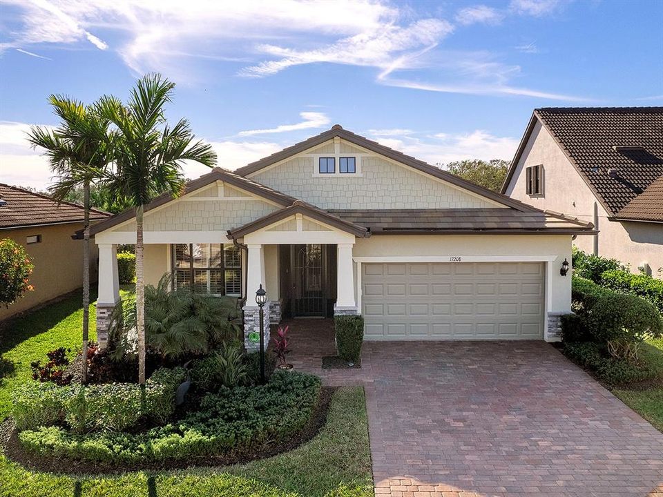 For Sale: $750,000 (3 beds, 2 baths, 2177 Square Feet)