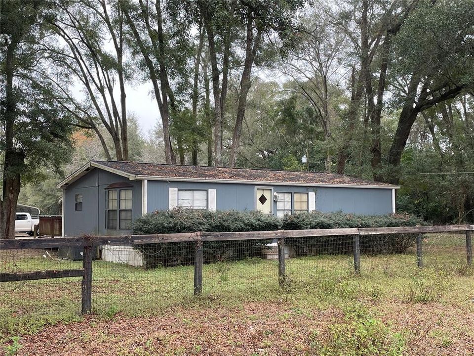 Newer Roof, HVAC and Brand new Well Pump