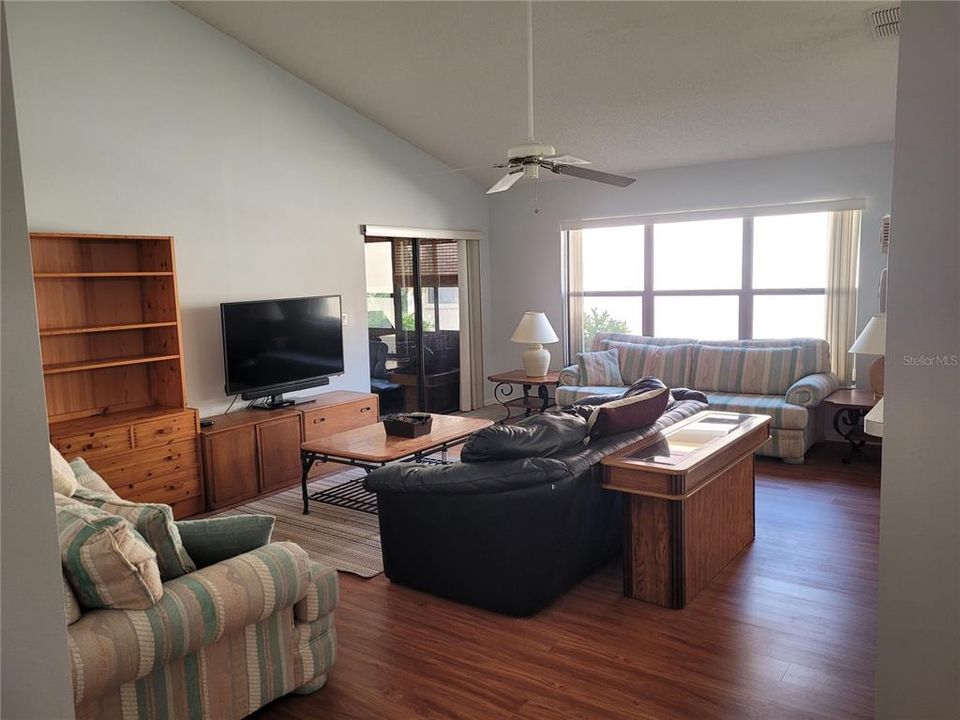 Large living area with vaulted ceiling