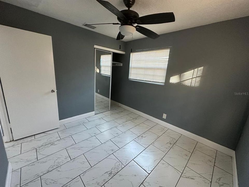 For Rent: $2,275 (2 beds, 1 baths, 754 Square Feet)