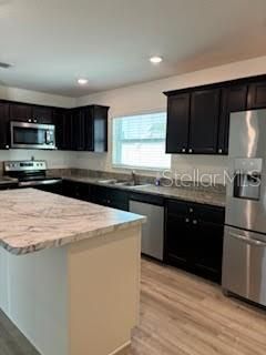 Big kitchen with Island