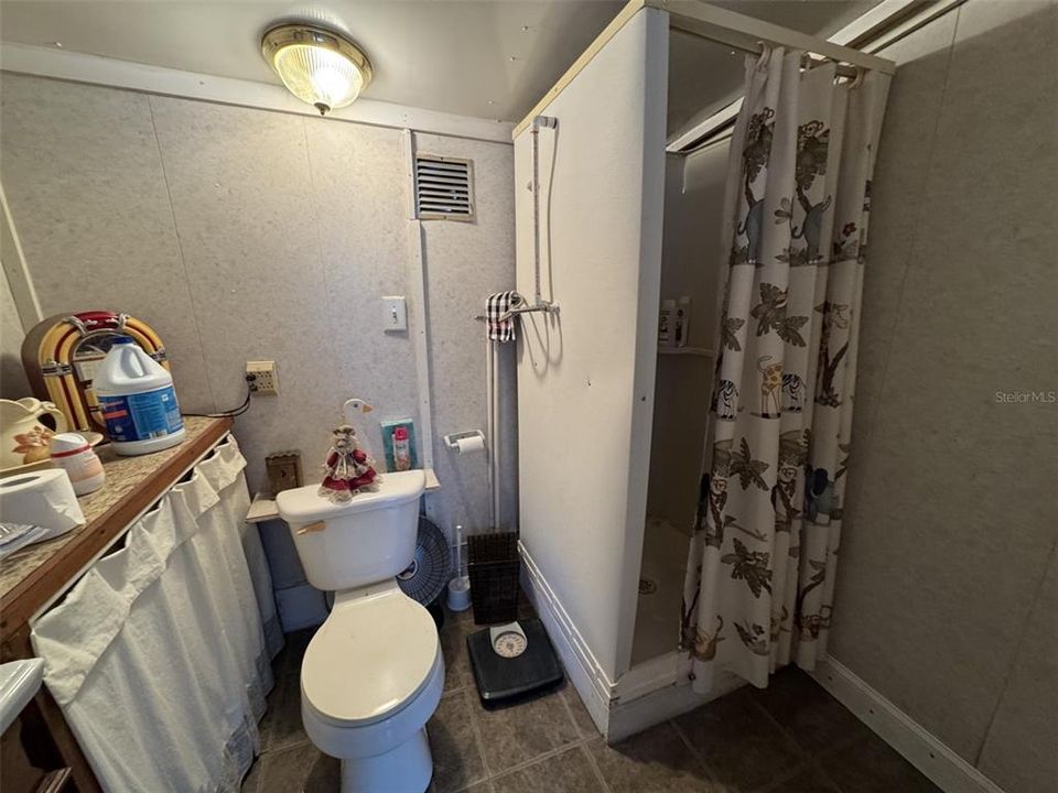 For Sale: $189,900 (2 beds, 2 baths, 1014 Square Feet)