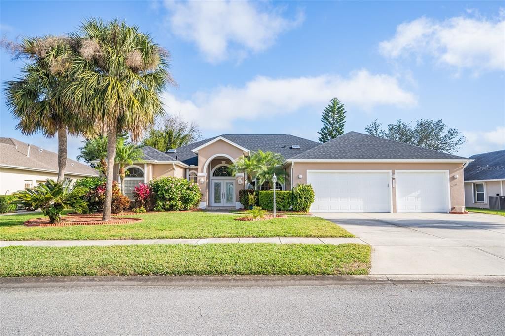 For Sale: $790,000 (4 beds, 2 baths, 2270 Square Feet)