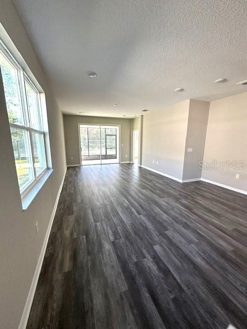 For Sale: $308,820 (2 beds, 2 baths, 1343 Square Feet)