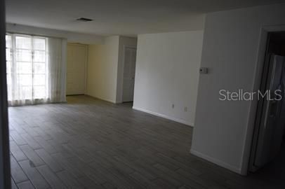 For Rent: $2,200 (2 beds, 2 baths, 1295 Square Feet)